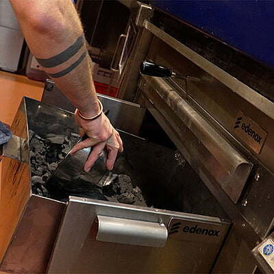 Horno Brasa Hb-70-A + Mesa neutra Horno Brasa Hb-70-A + Mesa neutra
