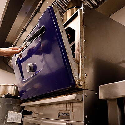 Horno Brasa Hb-70-A + Mesa neutra Horno Brasa Hb-70-A + Mesa neutra