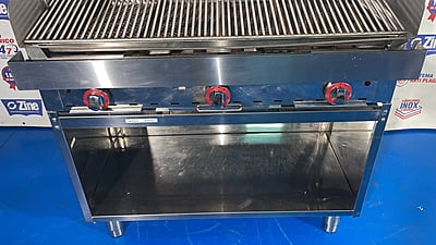 Barbacoa a gas 3 fuegos 94x100x57 Barbacoa a gas 3 fuegos 94x100x57