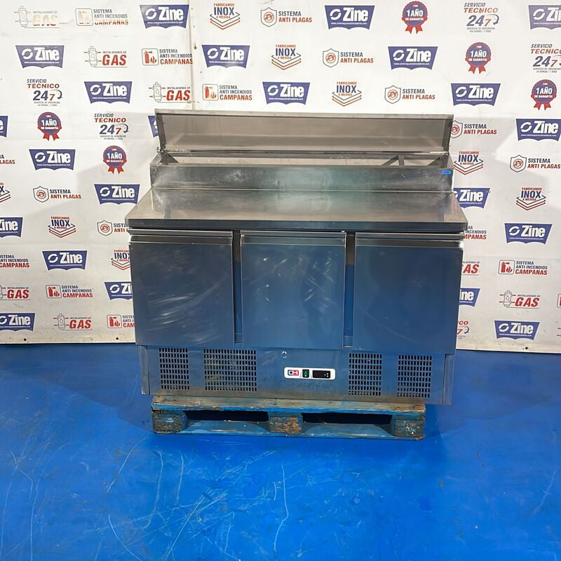 Mesa refrigerada para pizza y ensalada Mesa refrigerada para pizza y ensalada
