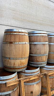 Barrica / Tonel de madera para vinos (100 unidades) Barrica / Tonel de madera para vinos (100 unidades)