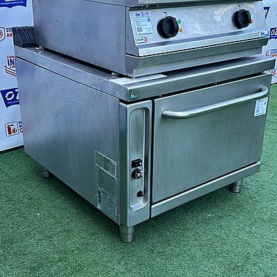 Horno a gas 3 bandejas 80x90x67 Horno a gas 3 bandejas 80x90x67