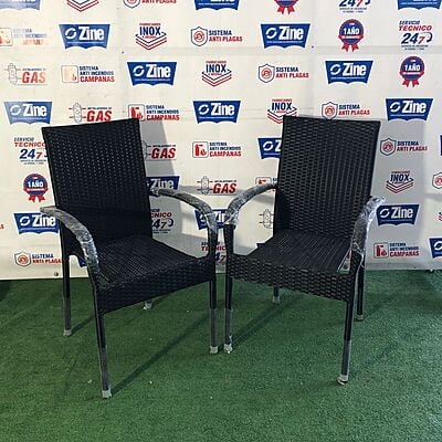 SIllas mimbre nuevas color negro