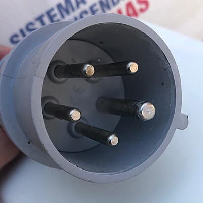 Amasadora profesional 30x60x70cm Amasadora profesional 30x60x70cm