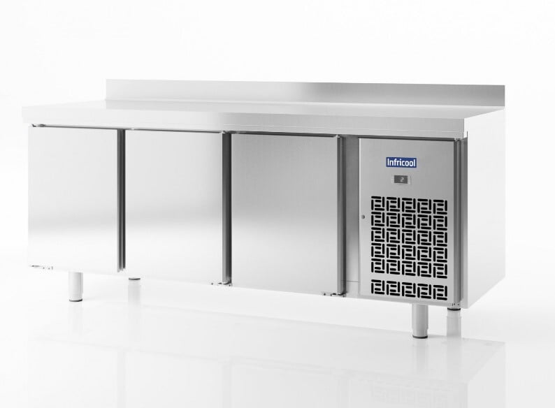 Mesa refrigerada Infrico 3 puertas IM703P