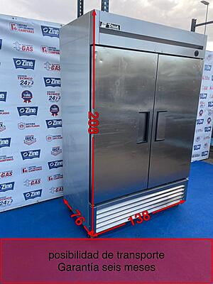 Armario refrigerado 2 puertas 4 estantes 208x138x76